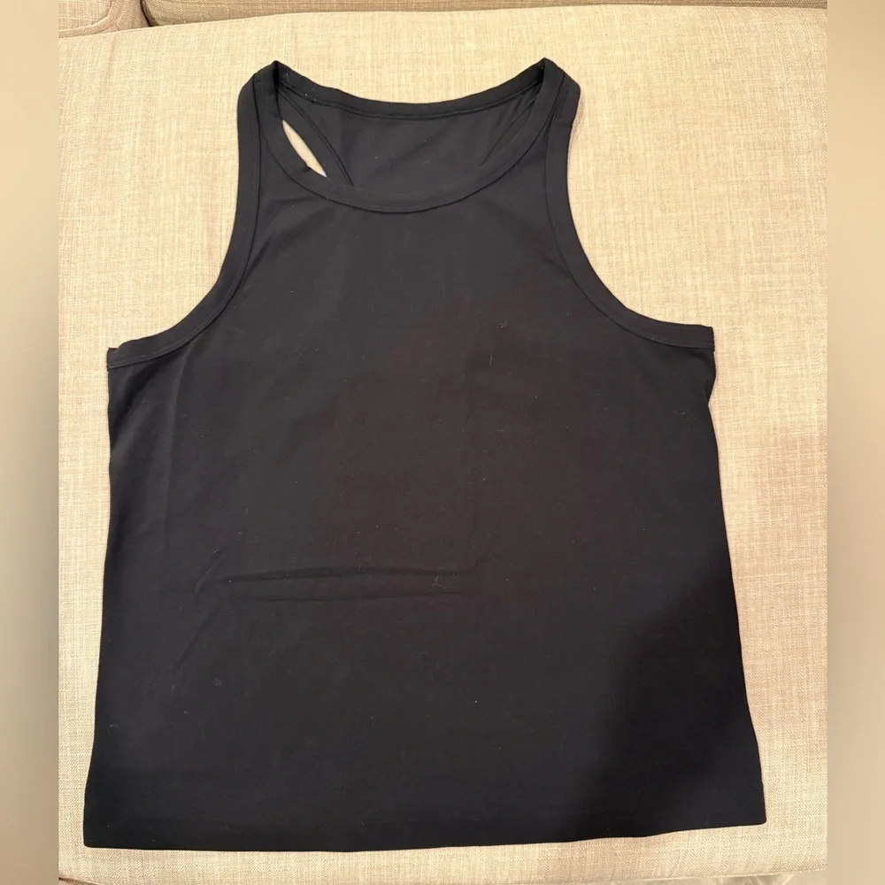 lululemon athletica pre owned